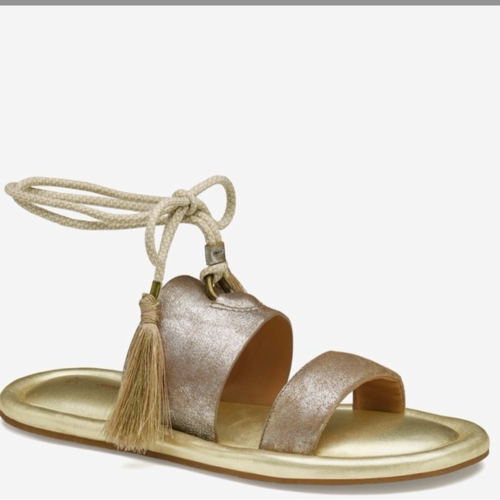 Johnston & Murphy Zoey Boho Leather Tassel Sandals • Bronze Metallic Slide